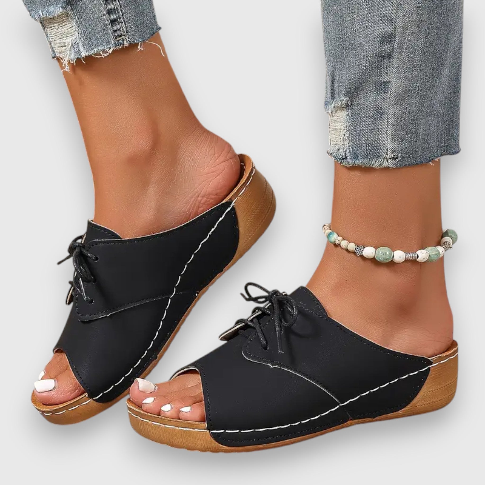 Saskia – Vintage-Style Sandals