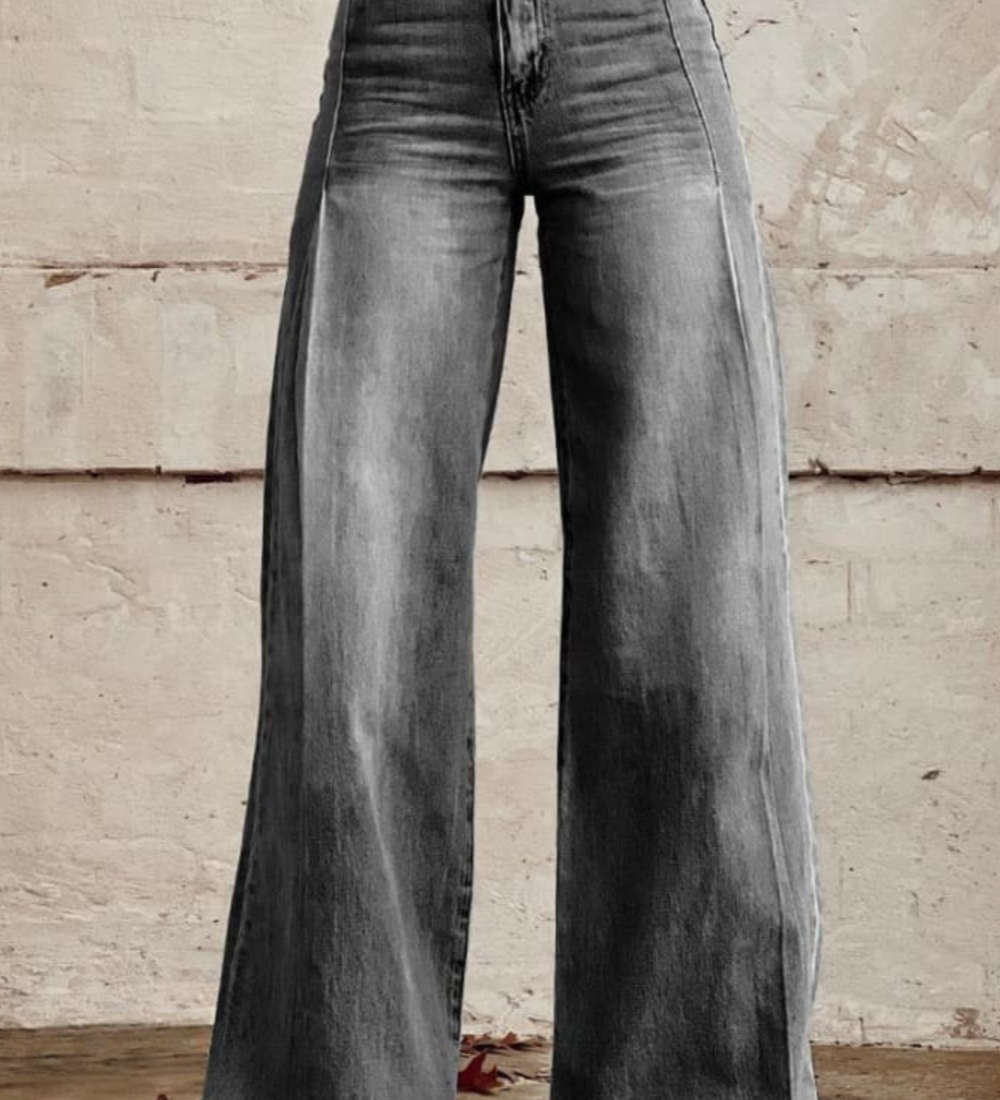 Nicoletta™ | Classic Vintage Style