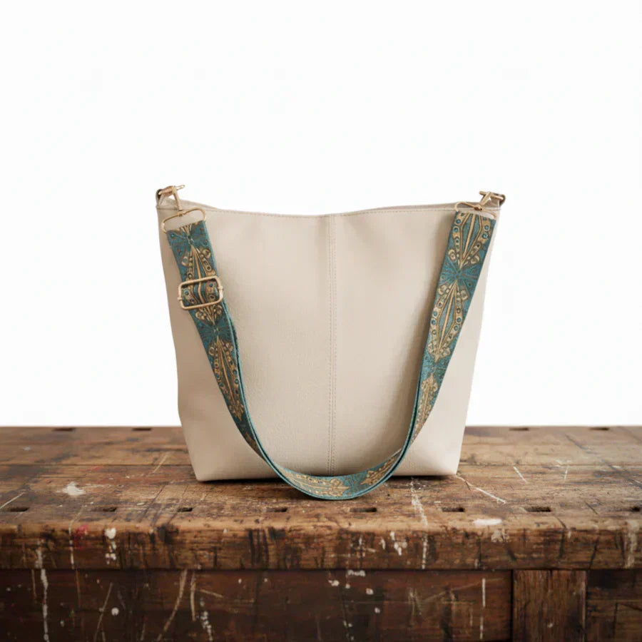 Lucia Elegant Handbag