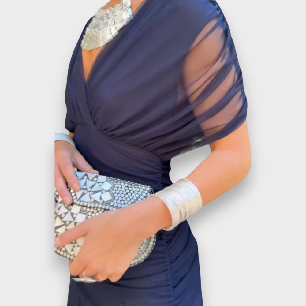 Malia | Eleganta Kleita ar V-veida Dekolte