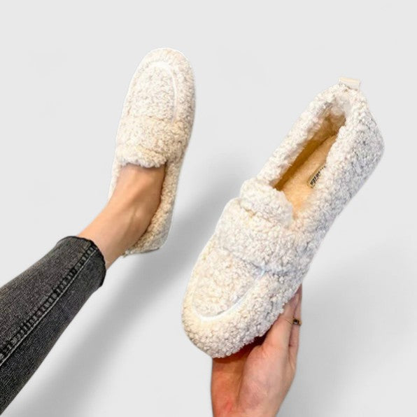 Solenne | Eleganti siltas čības ar izsmalcinātu dizainu
