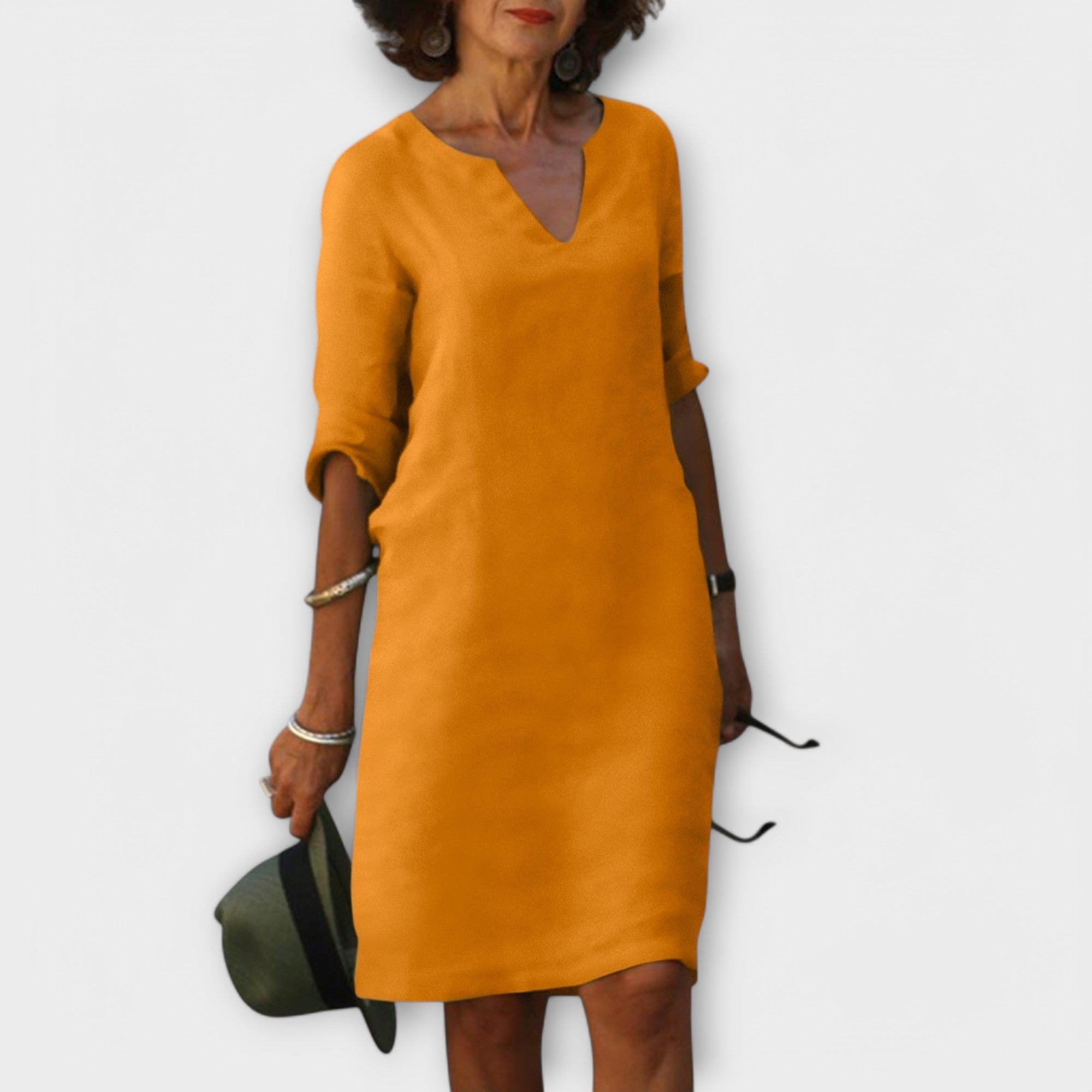 Sandra - Eleganta un ērta V-veida kleita