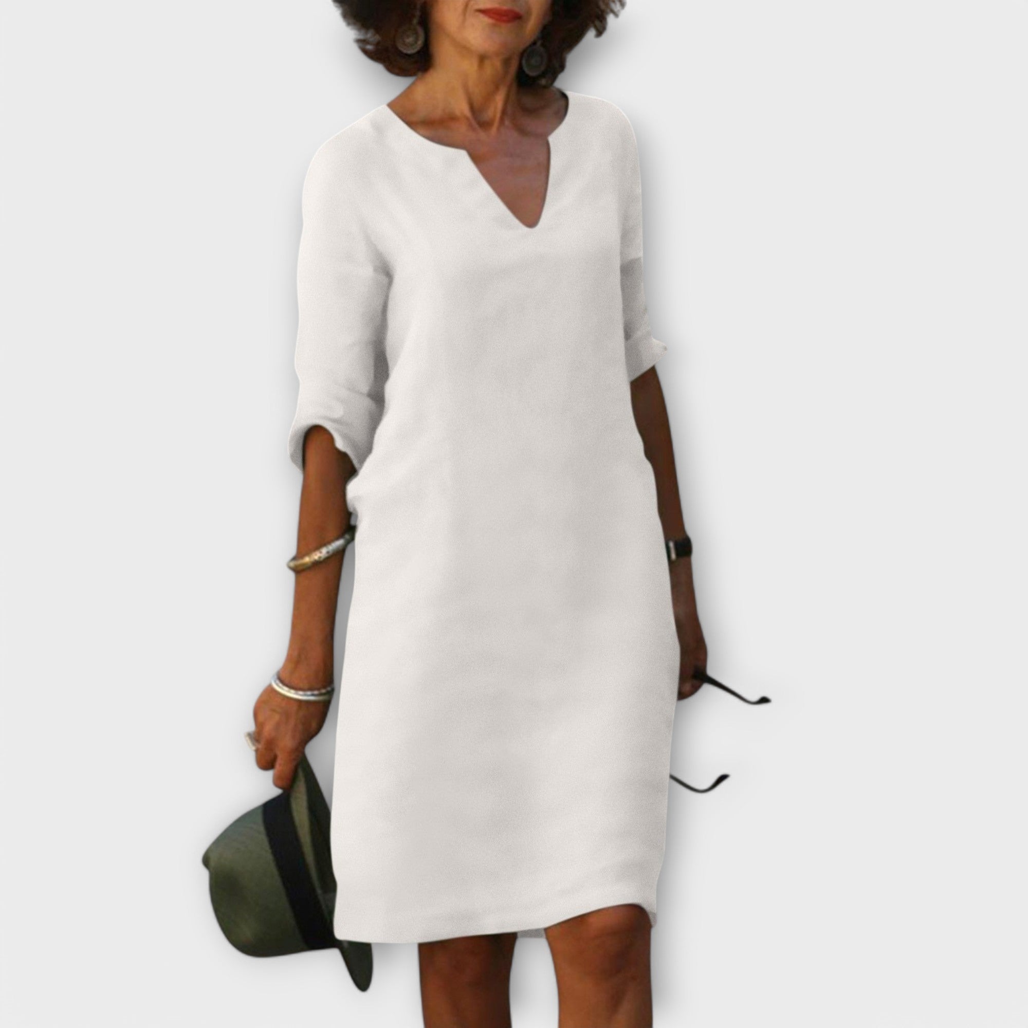 Sandra - Eleganta un ērta V-veida kleita