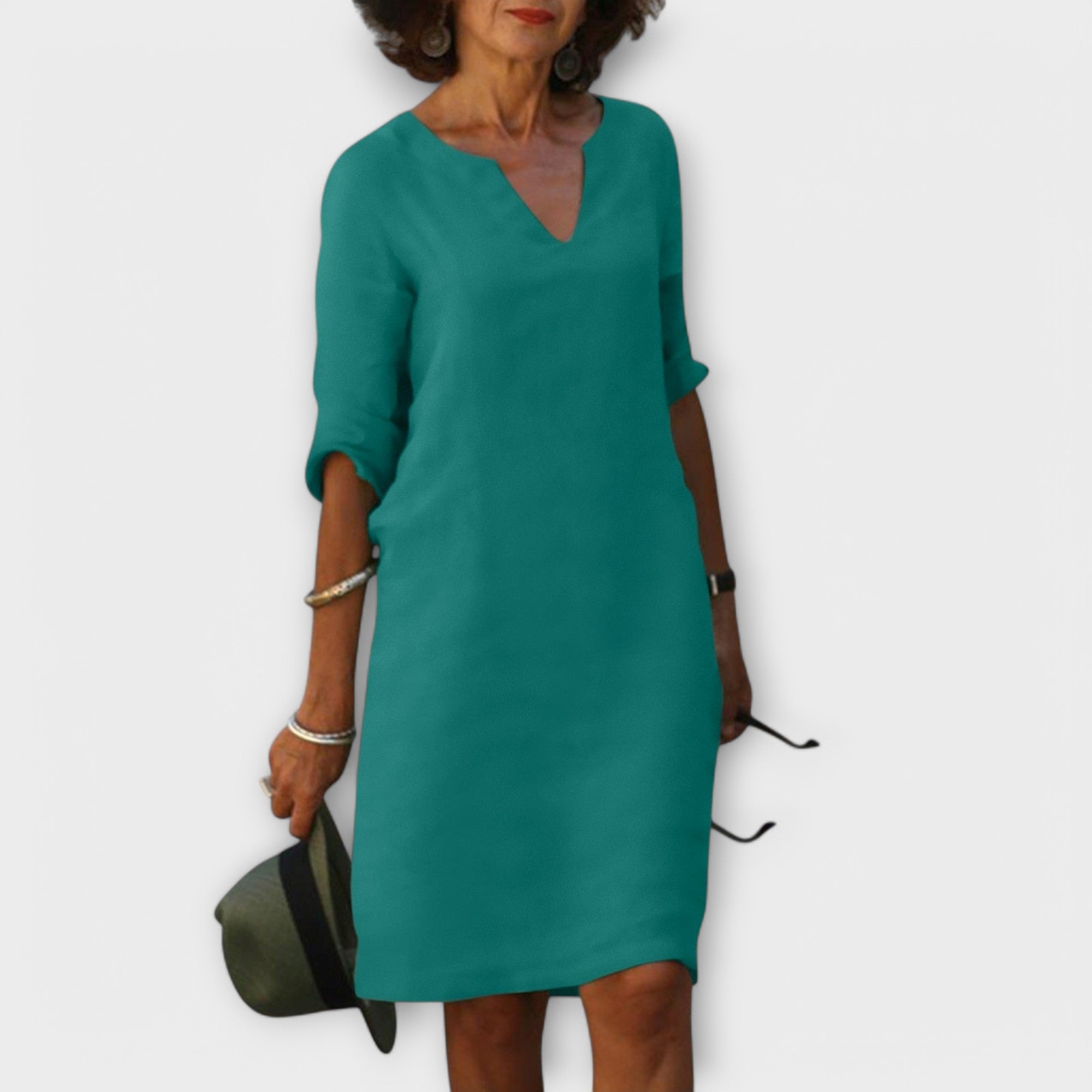 Sandra - Eleganta un ērta V-veida kleita