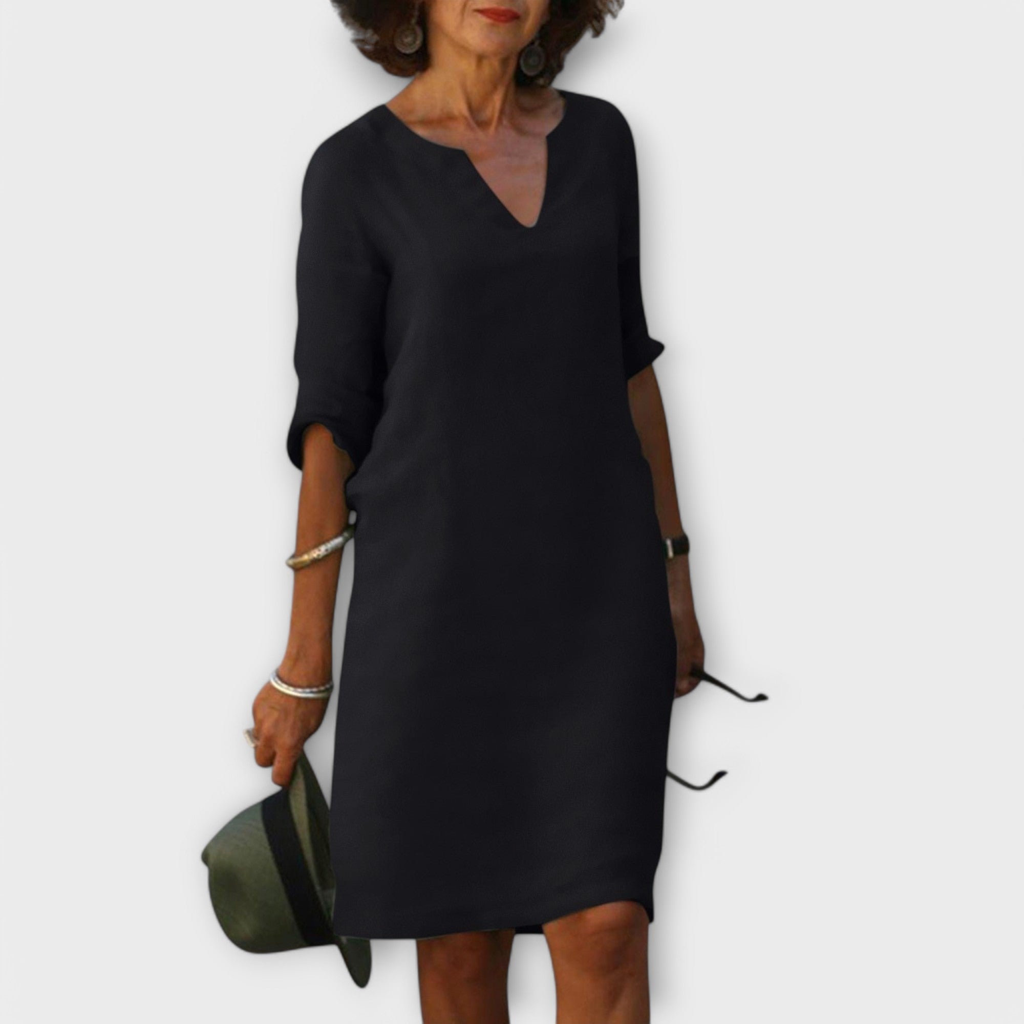 Sandra - Eleganta un ērta V-veida kleita