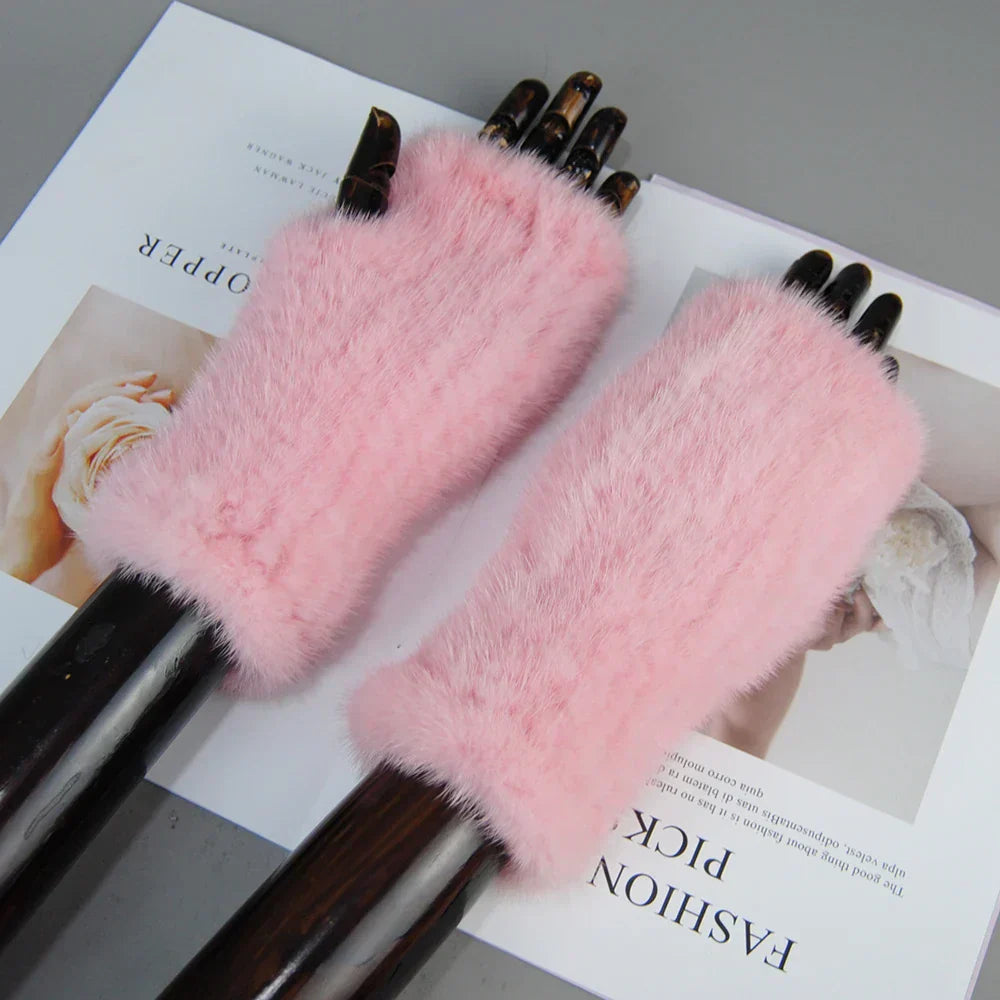Liorana | Luxurious Nūju Gloves