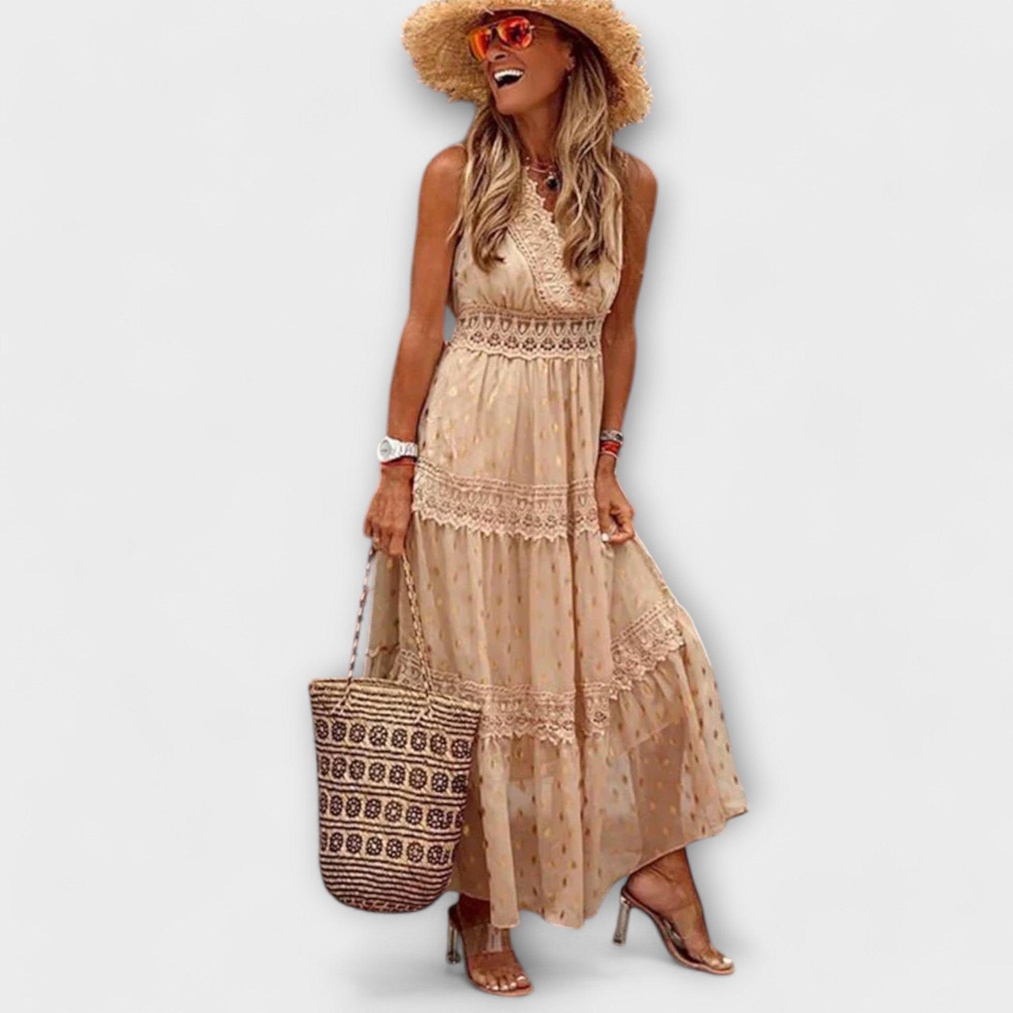 Lola - Maxi Kleita ar Boho Mežģīnēm